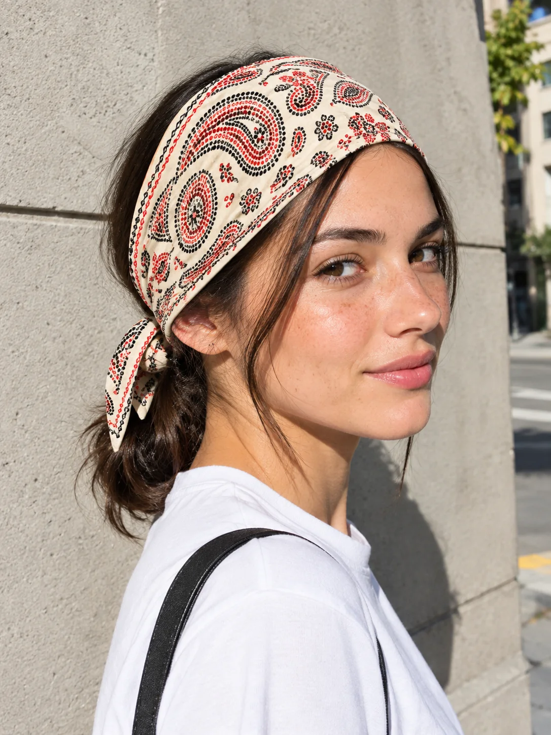 Paisley Static Bandana, båret som: Hårbånd